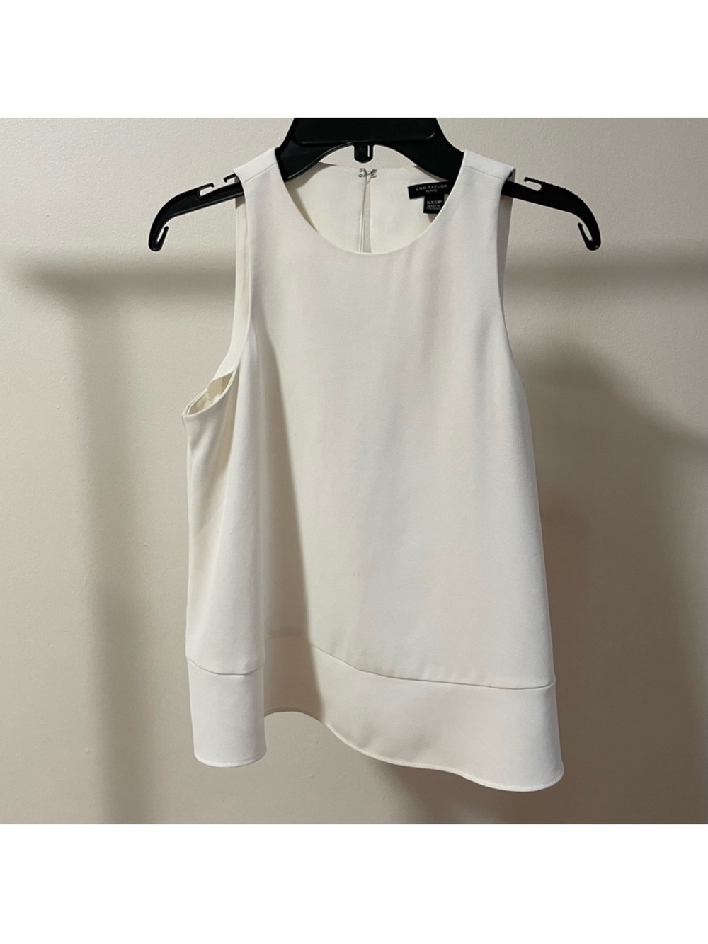 Ann Taylor White Sleeveless Top